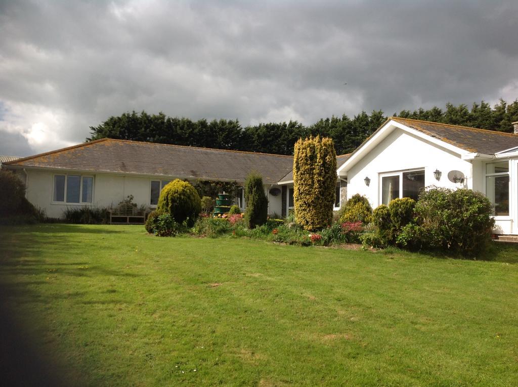 Estuary View Farm Bed & Breakfast Kingsbridge  Exterior photo